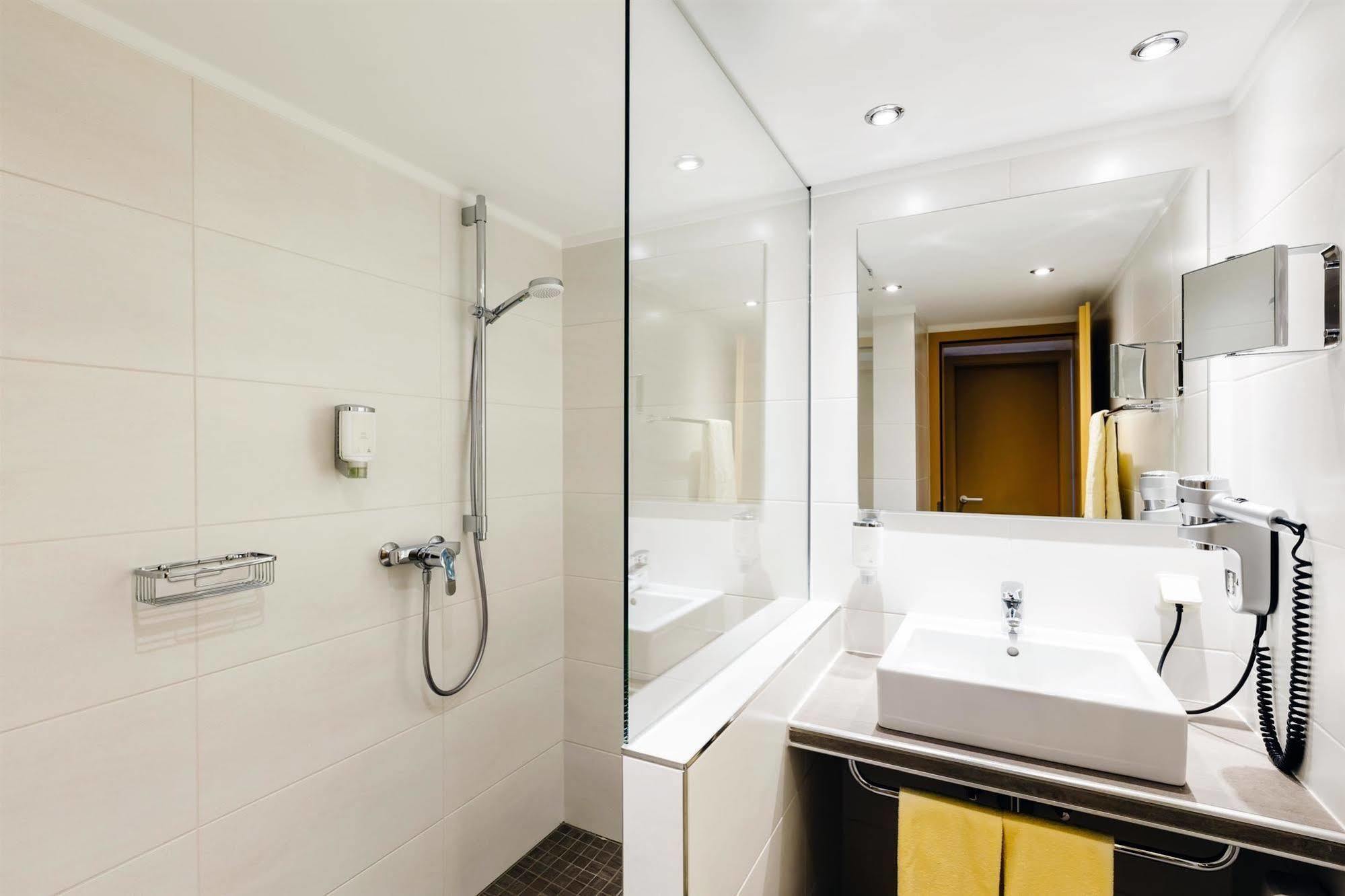 Best Western Euro Hotel Gonderange Екстериор снимка