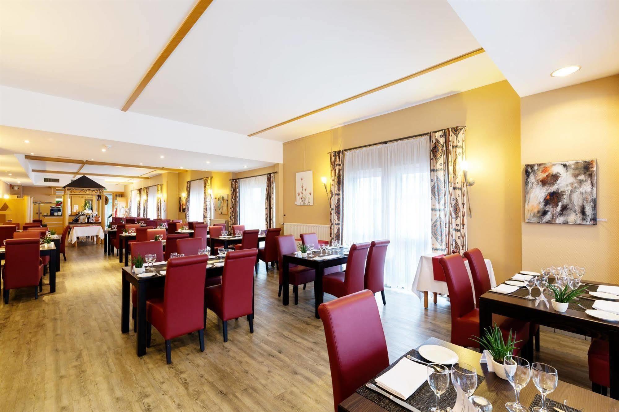 Best Western Euro Hotel Gonderange Екстериор снимка
